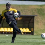 Enderson Moreira, técnico do Novorizontino, em coletiva de imprensa