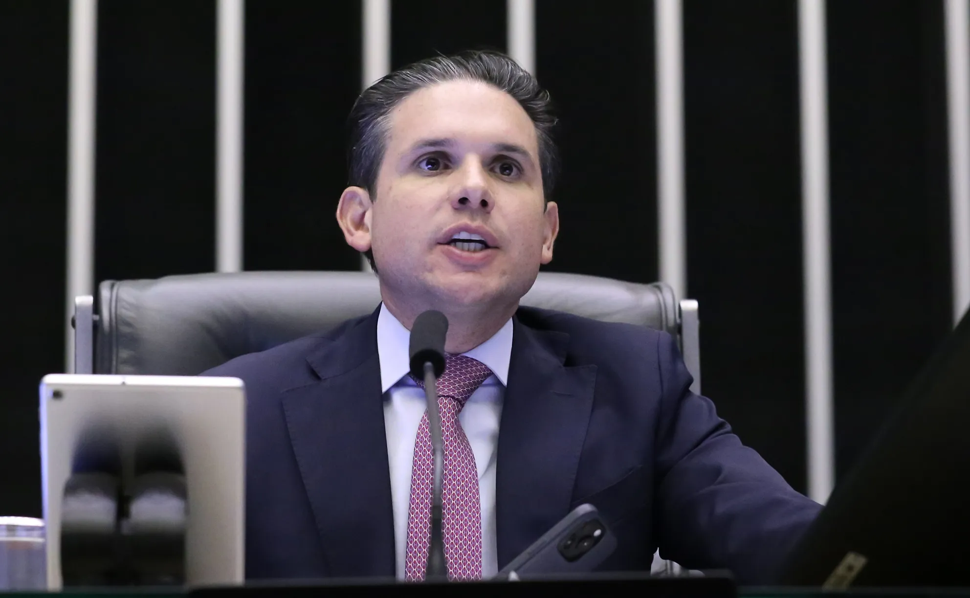 Sessão na Câmara dos Deputados sobre a PEC da escala 6x1