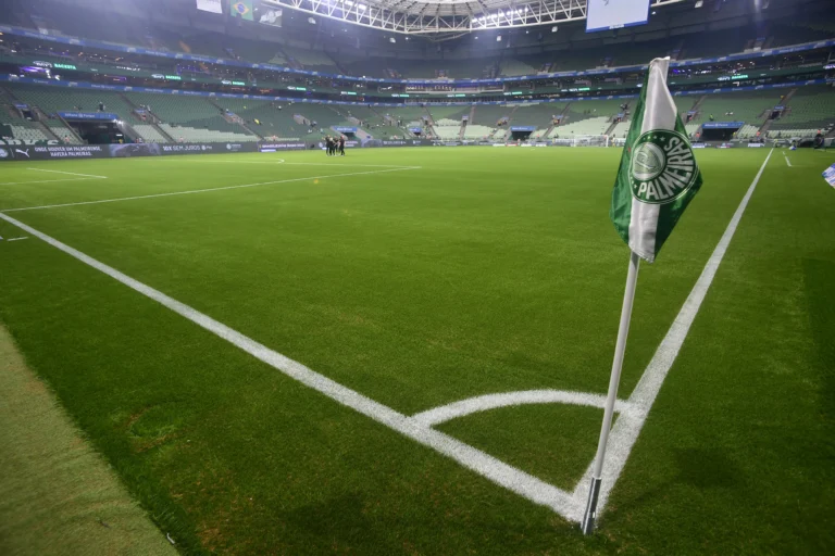 Estádio Allianz Parque com câmeras do impedimento semiautomático