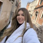 Foto de Julia Vitoria Sobierai Cardoso, estudante de medicina, vítima de feminicídio no Paraguai.