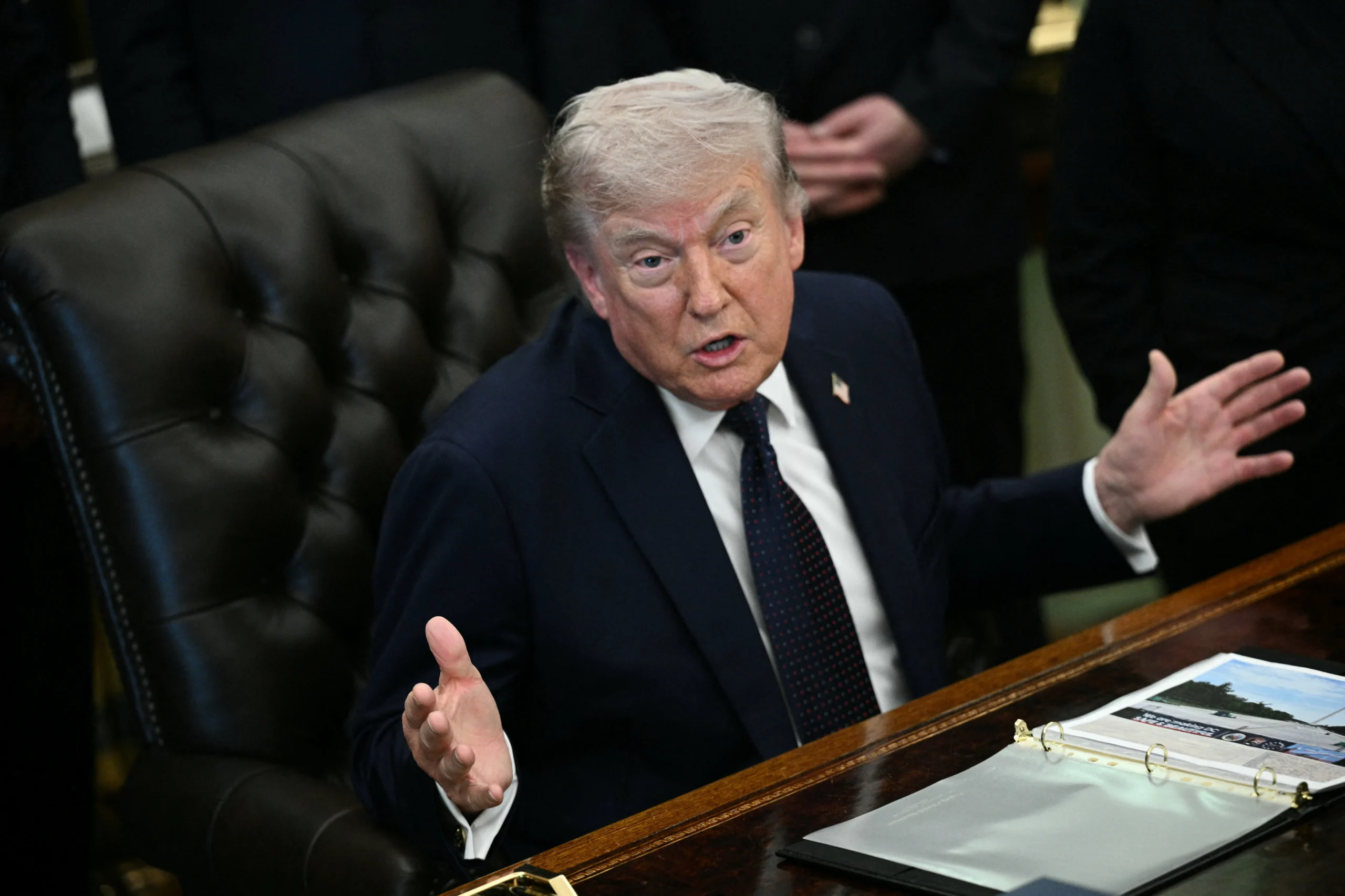 Diplomatas dos EUA e Europa em reunião tensa sobre OTAN e Irã