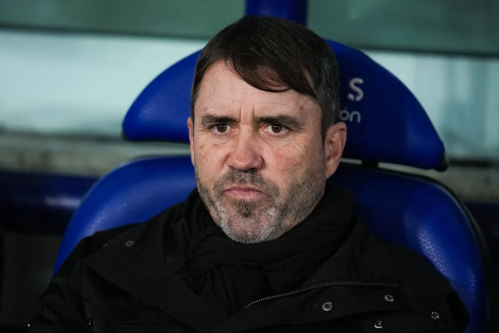 Eduardo Coudet, técnico do River Plate, em ação durante partida