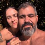 Fábio Porchat ironiza Juliano Cazarré em vídeo sobre curso masculino