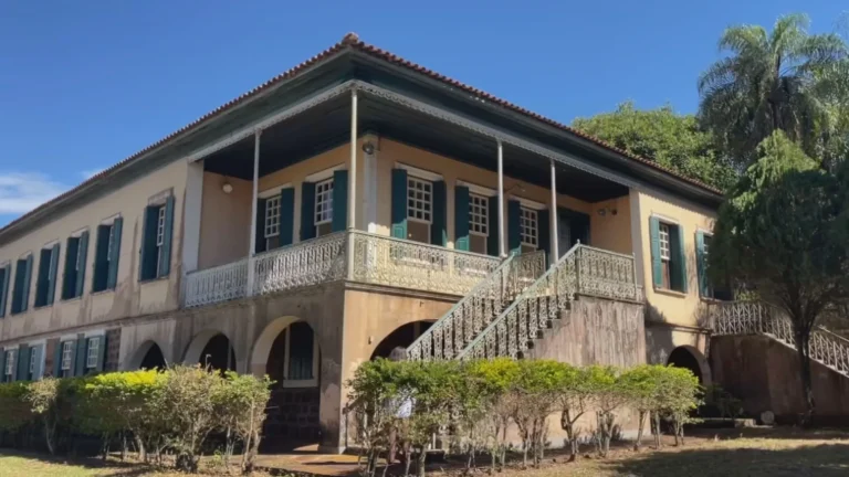 Fazenda Dom Pedro II Tietê, casarão histórico em Tietê, arquitetura colonial brasileira, fazenda da serra