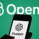 Computador mostrando registros de conversa de IA em uma investigação criminal