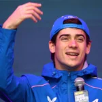 Franco Colapinto pilotando F1 em Buenos Aires para grande público