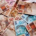 Gráfico de crescimento da arrecadação e metas fiscais do governo