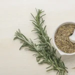 Alecrim Nati Sul com insetos vivos e pelos de animais proibido pela Anvisa