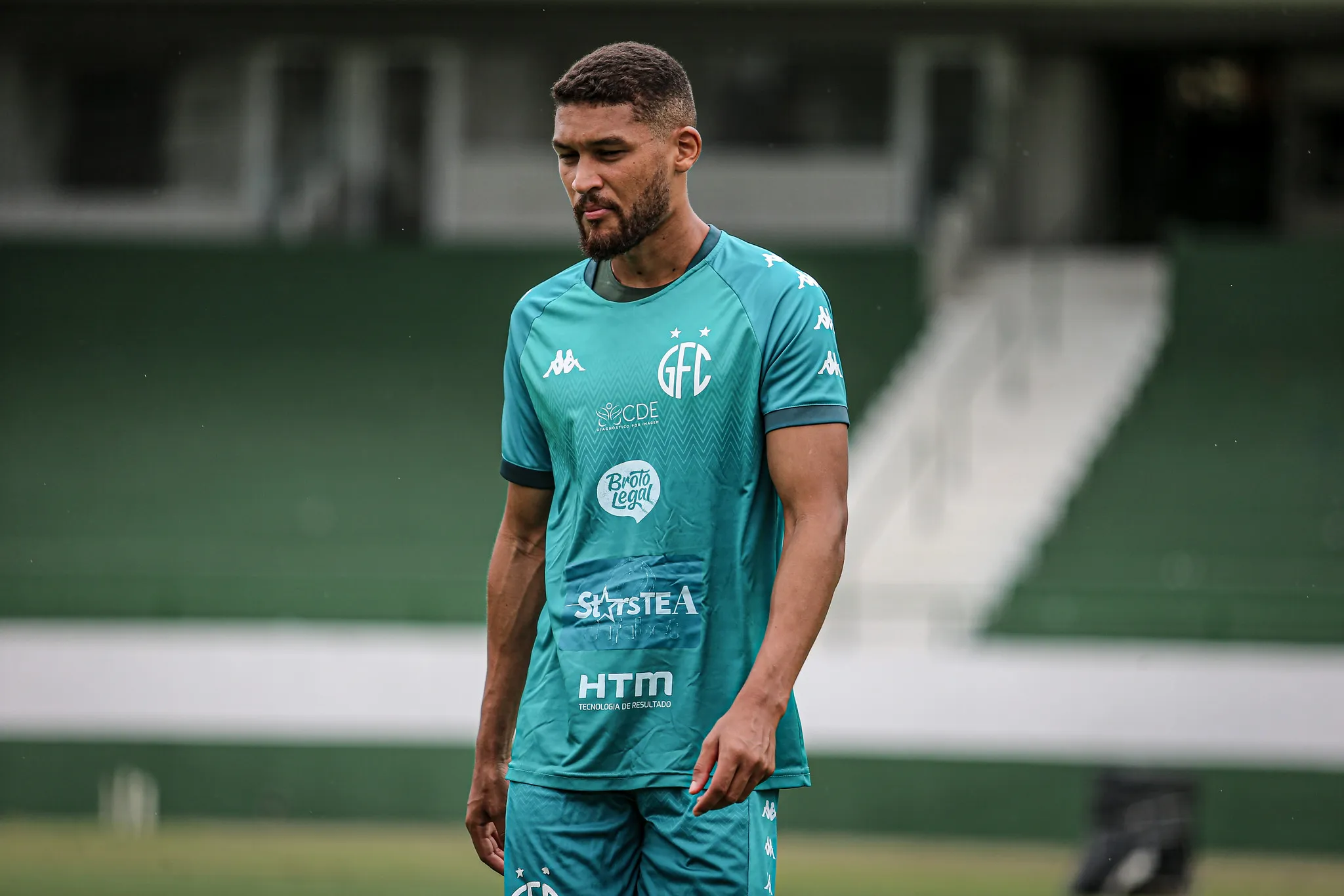Time do Guarani treinando para enfrentar a Ferroviária