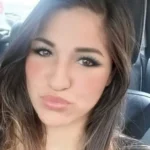 Foto de um símbolo da justiça, como uma balança ou um tribunal, representando a condenação por feminicídio em Volta Redonda.