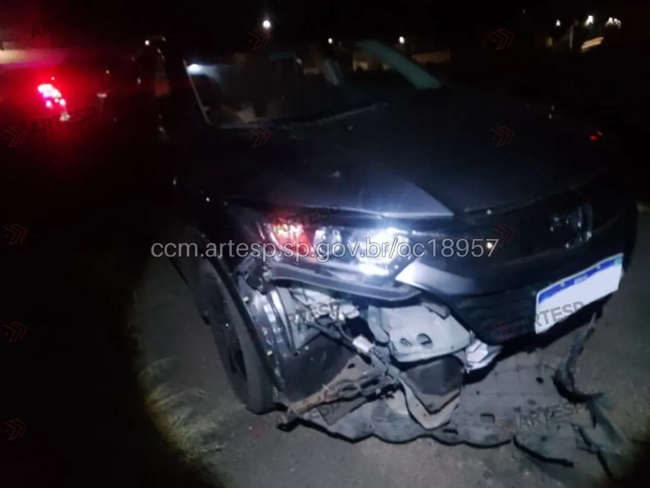 Atropelamento fatal na Rodovia Marechal Rondon, SP-300, em São Manuel, com viaturas de emergência e perícia.