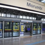 Monotrilho Linha 17-Ouro parado, estação Morumbi, São Paulo
