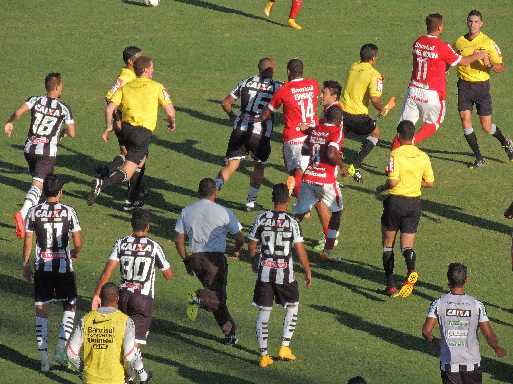 Estádio Orlando Scarpelli, casa do Figueirense, com jogo do Internacional