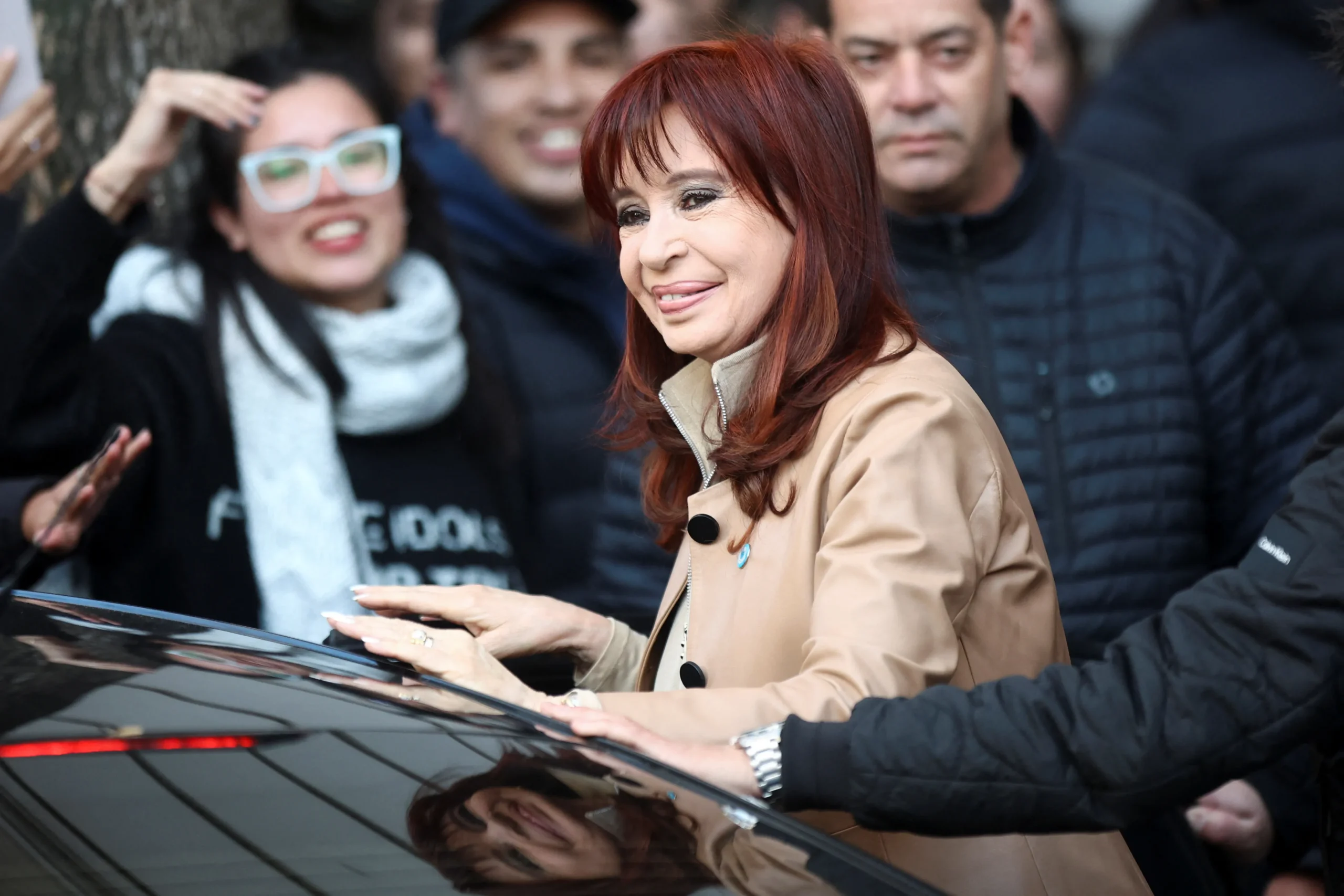 Cristina Kirchner, ex-presidente Argentina, decisão judicial, apreensão de bens, corrupção