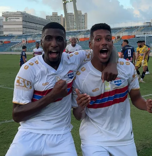 Kauã Maranhão comemora gols, Piauí Série D