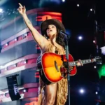 Facilpa Lençóis Paulista à noite, com shows e rodeio