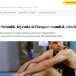 Foto de Oscar Schmidt, ex-jogador de basquete, em quadra, com a camisa do Brasil, durante uma partida.