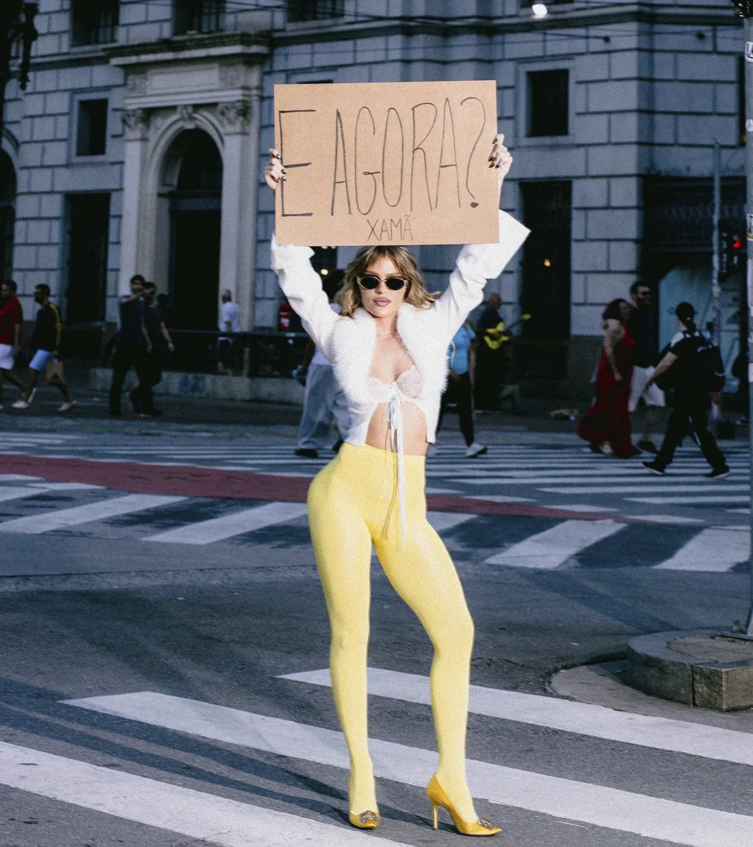 Luísa Sonza e Xamã gravando 'E agora?' no estúdio