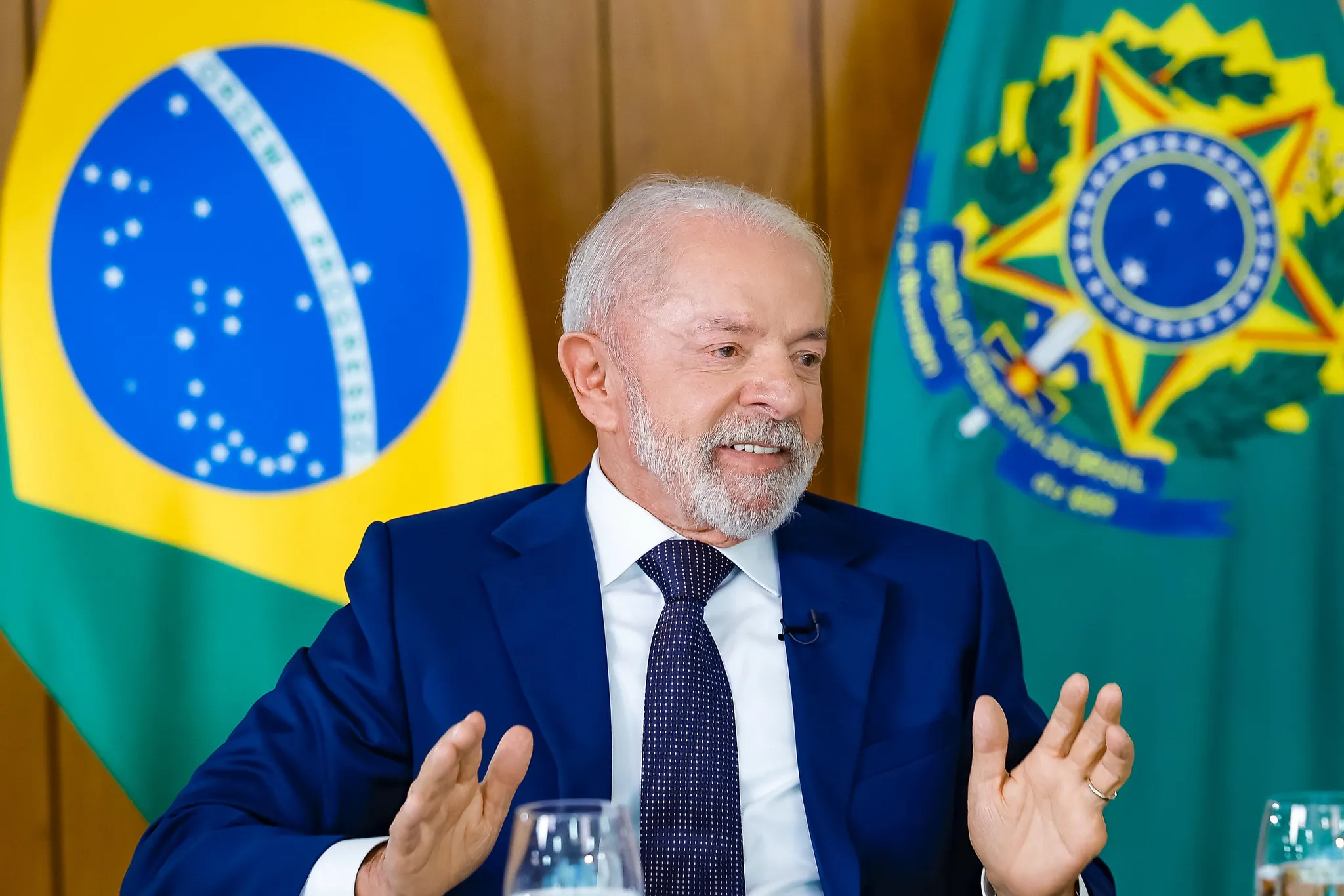 Lula e Alexandre de Moraes, STF, Caso Master Daniel Vorcaro, conselho de impedimento, política brasileira
