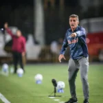 Time do Bragantino em campo após perder para o Carabobo na Sul-Americana