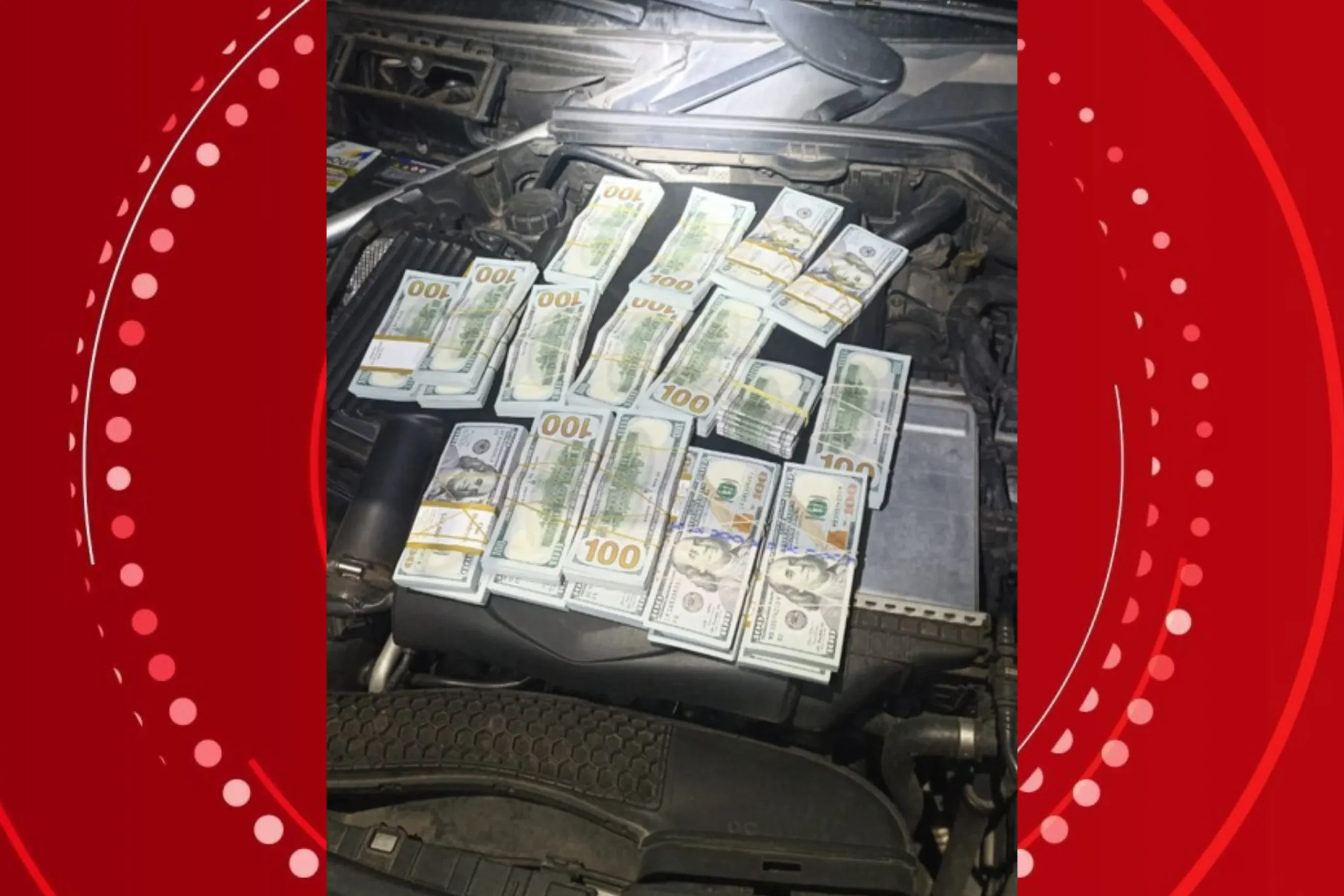 Dólares escondidos motor carro luxo PRF Paraná estrangeiros presos