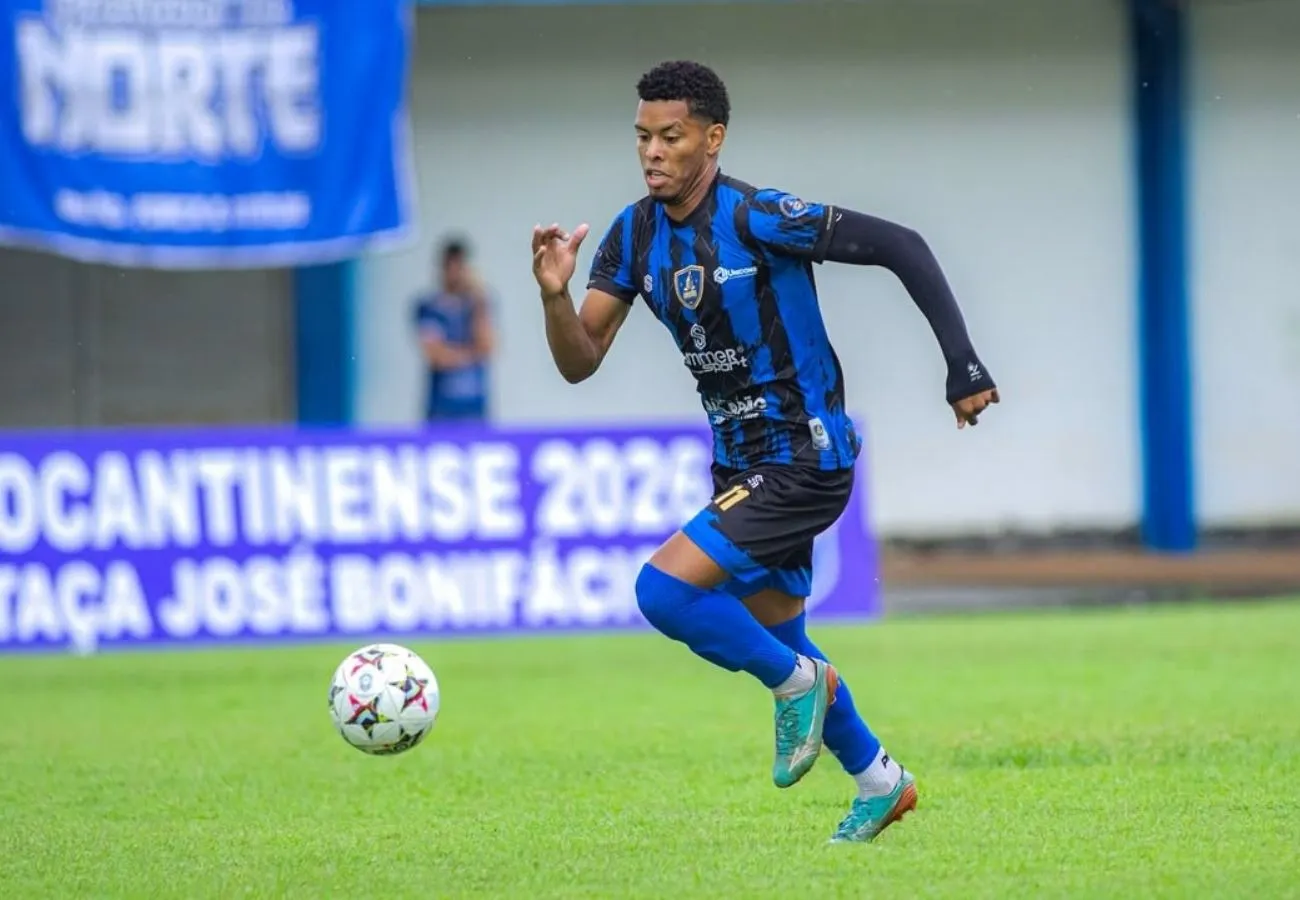 Thalyson Coimbra, jogador de futebol, artilheiro Tocantinense 2026, comemoração de gol