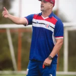 Jogadores do MAC comemorando gol em partida da Série C