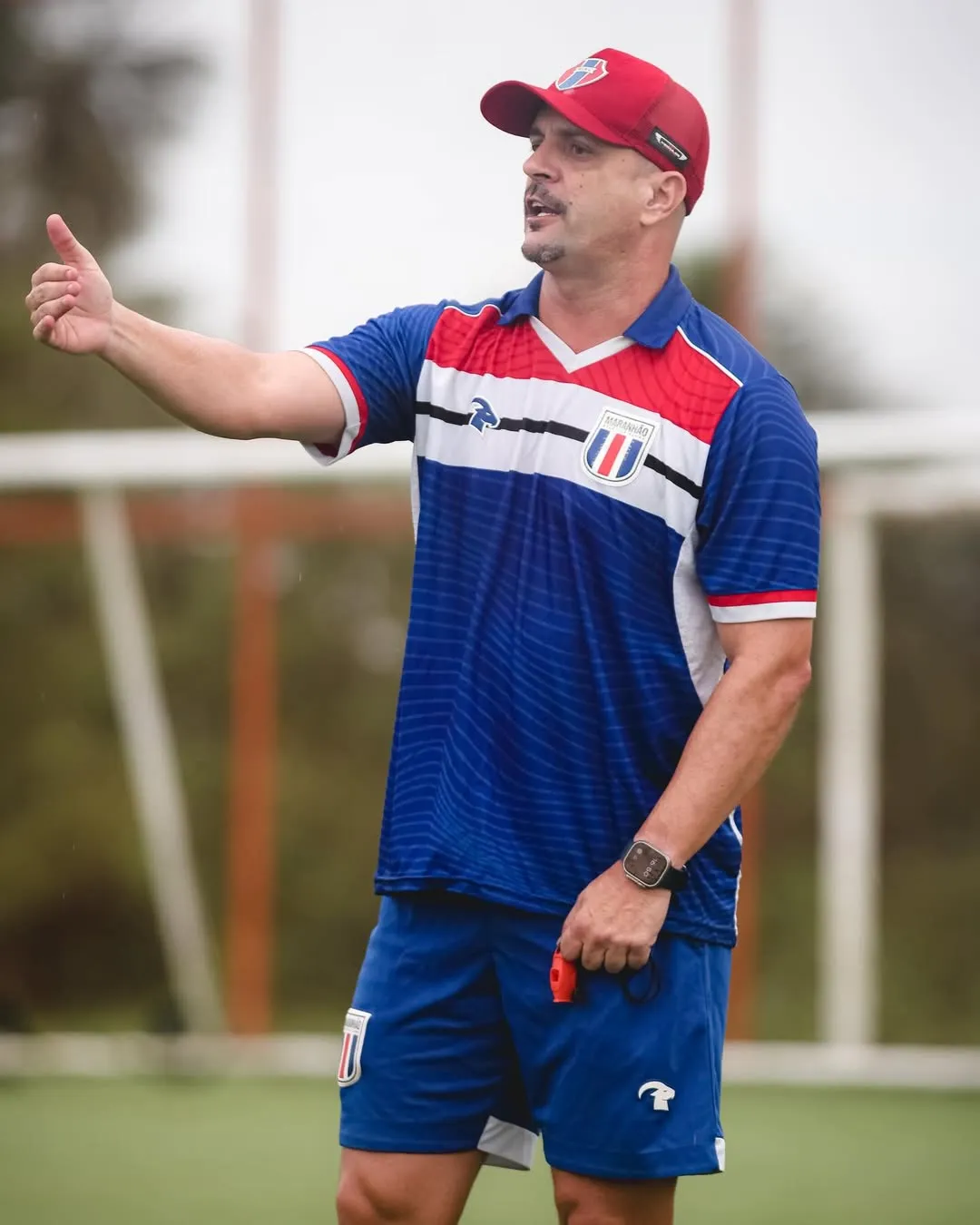 Jogadores do MAC comemorando gol em partida da Série C