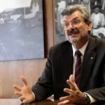 Foto do Ministro Marco Buzzi do STJ, afastado por denúncias de assédio, em contexto de notícia sobre sua remuneração.