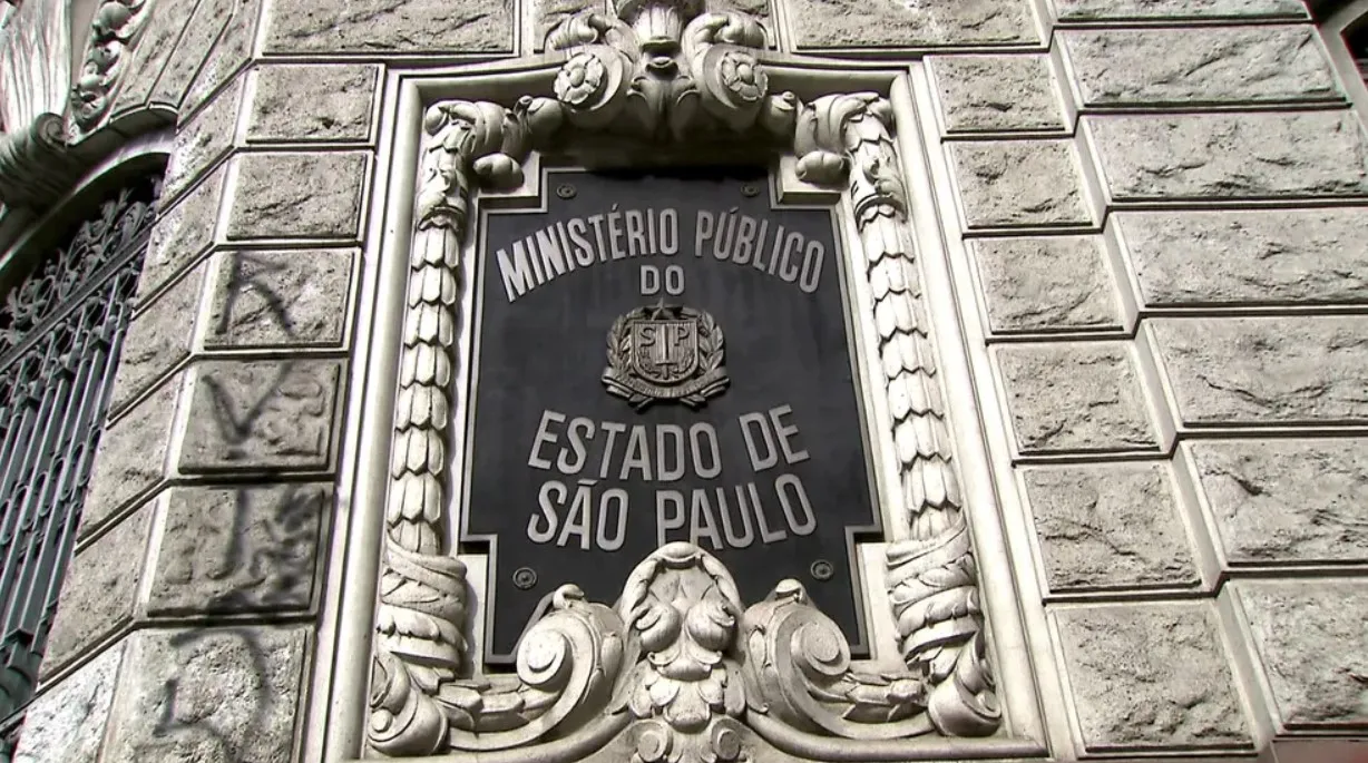 Estudantes com deficiência em São Miguel Arcanjo recebendo apoio pedagógico