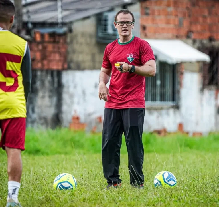 Técnico Ivan Mazzuia Independência Copa Norte