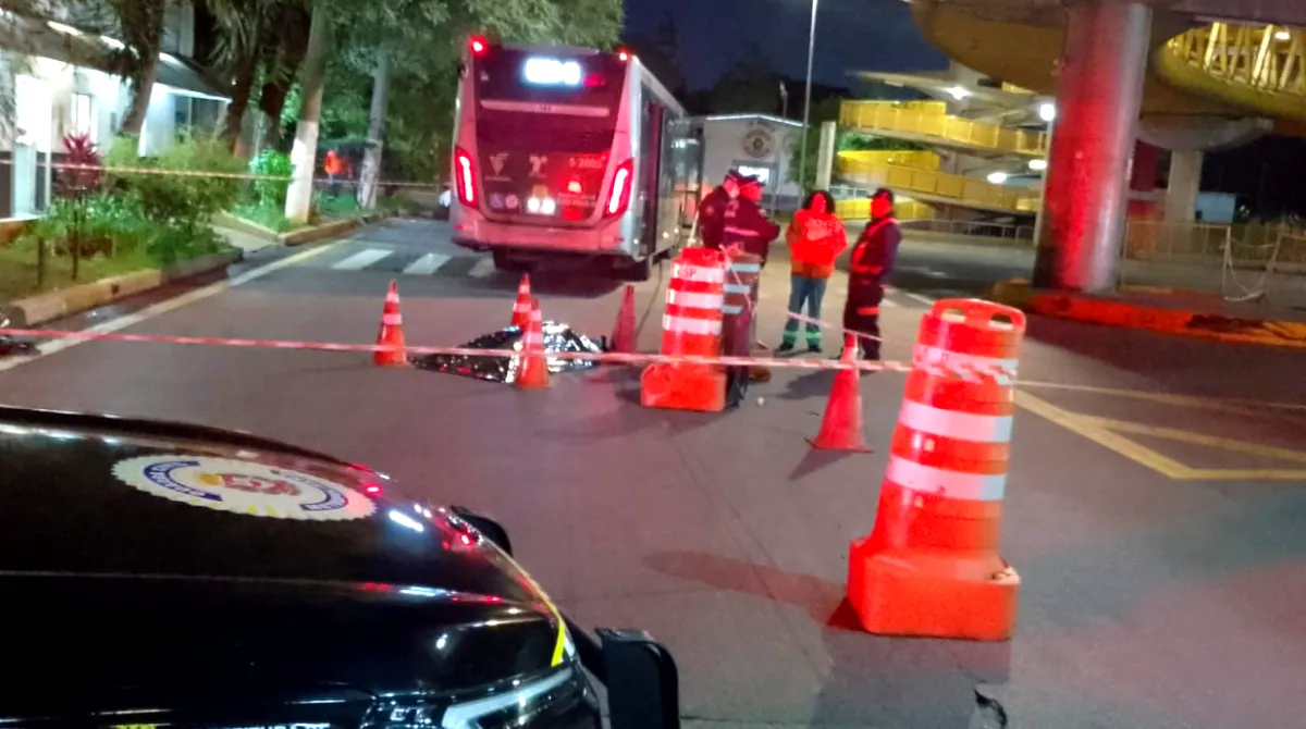 Acidente fatal ônibus Terminal Dom Pedro II São Paulo