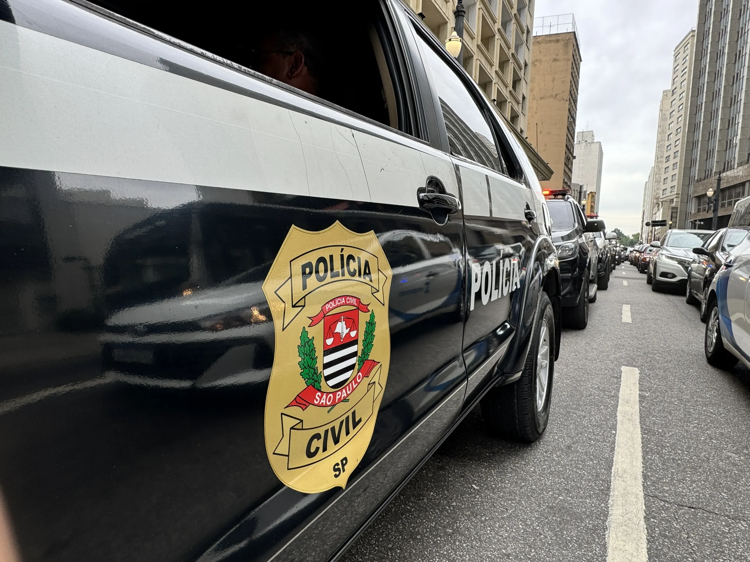 Polícia Civil de SP em operação contra furto de medicamentos