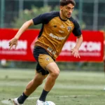 Pablo Maia São Paulo máscara facial recuperação fratura