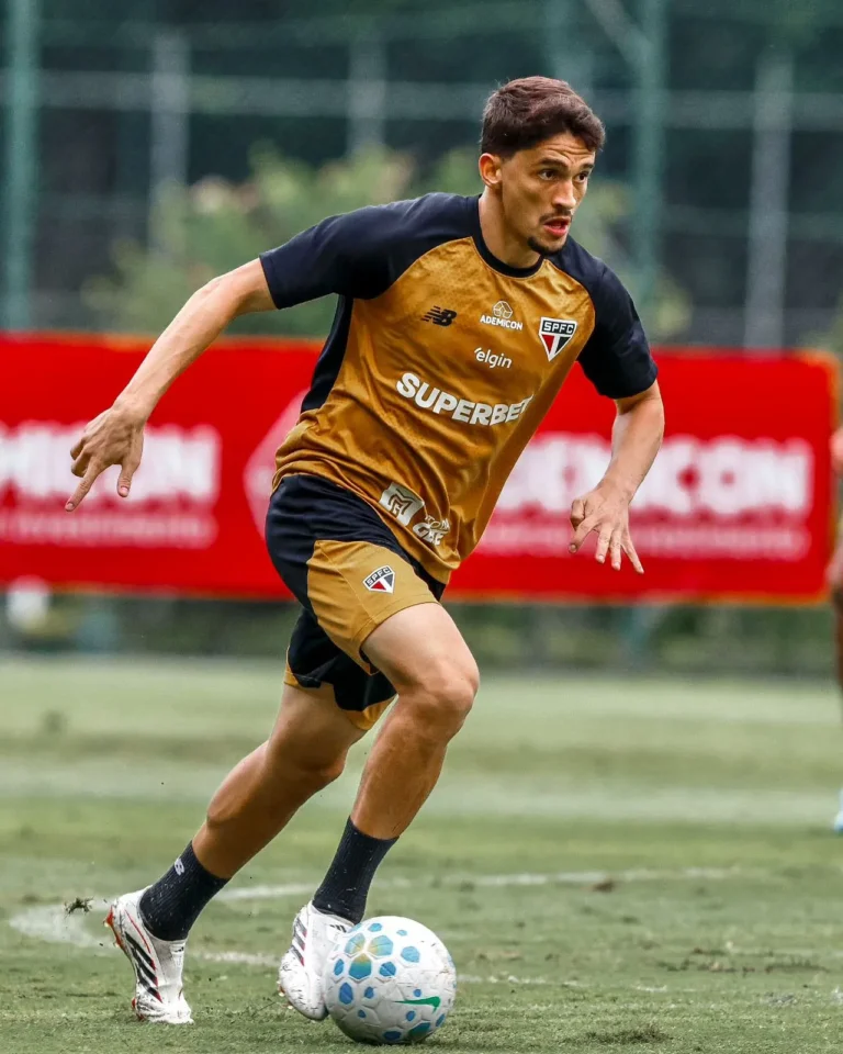 Pablo Maia São Paulo máscara facial recuperação fratura