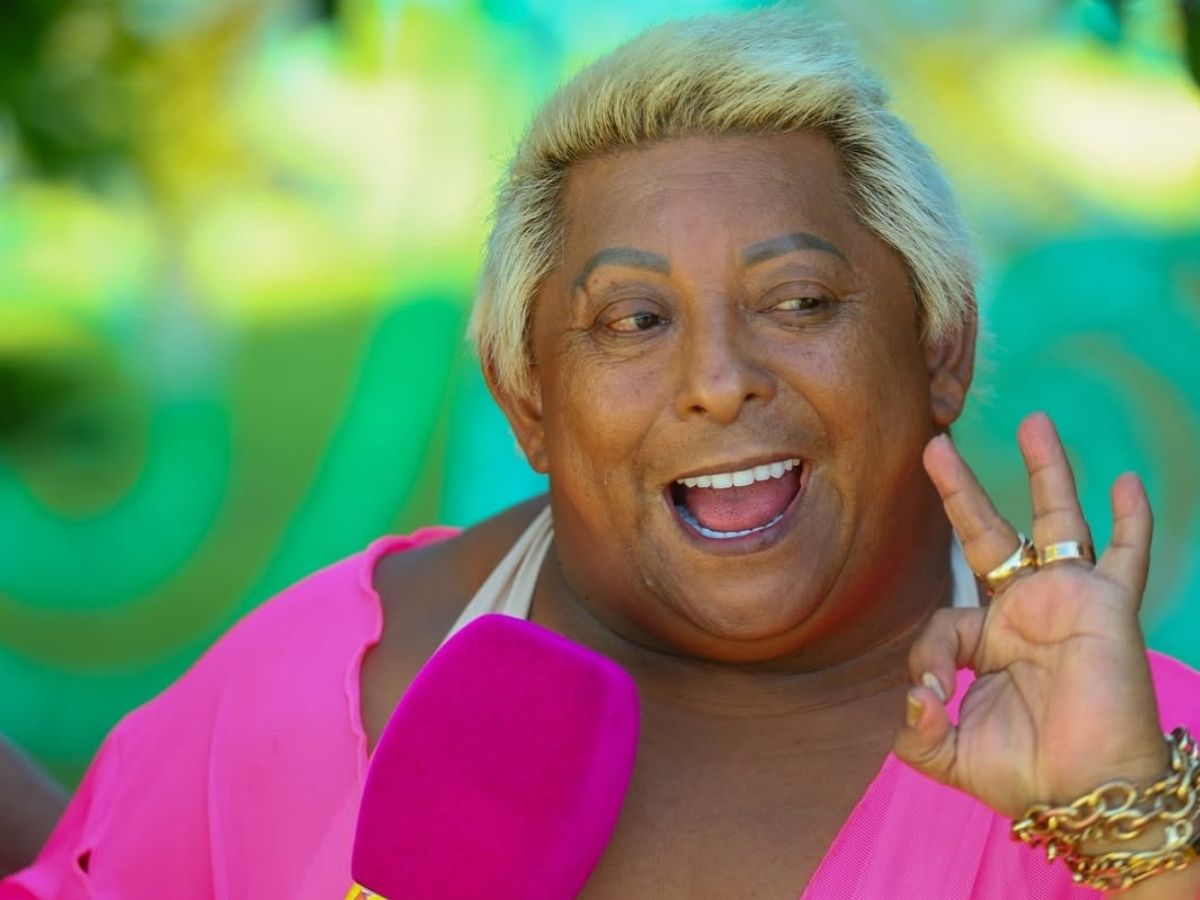 Patixa Teló ferida em acidente de patinete no RJ