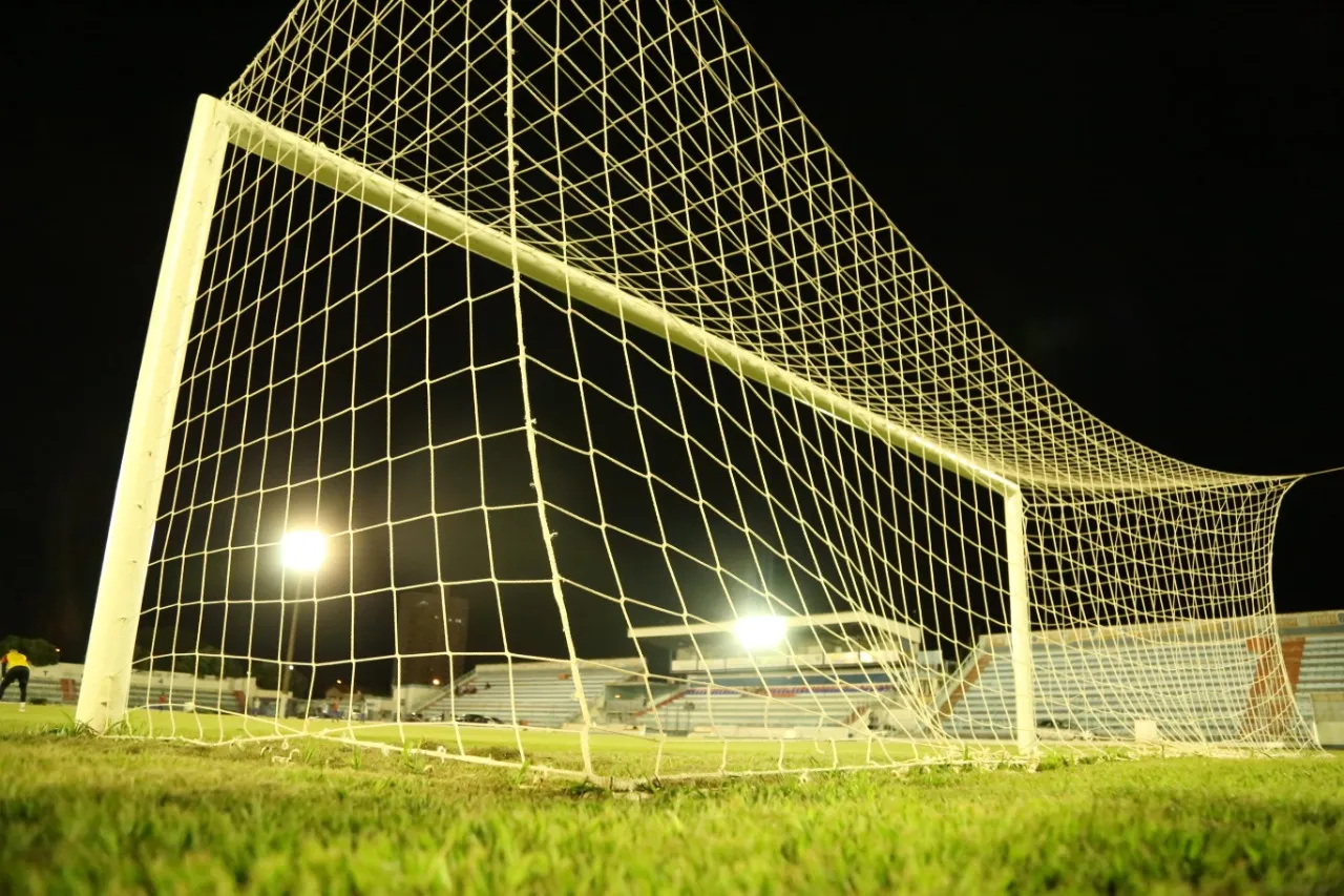 Penapolense Taquaritinga, jogo Série A4, Estádio Tenente Carriço, futebol paulista, quartas de final
