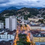 Petrópolis lotada, ocupação hoteleira alta, feriado São Jorge, turismo Região Serrana