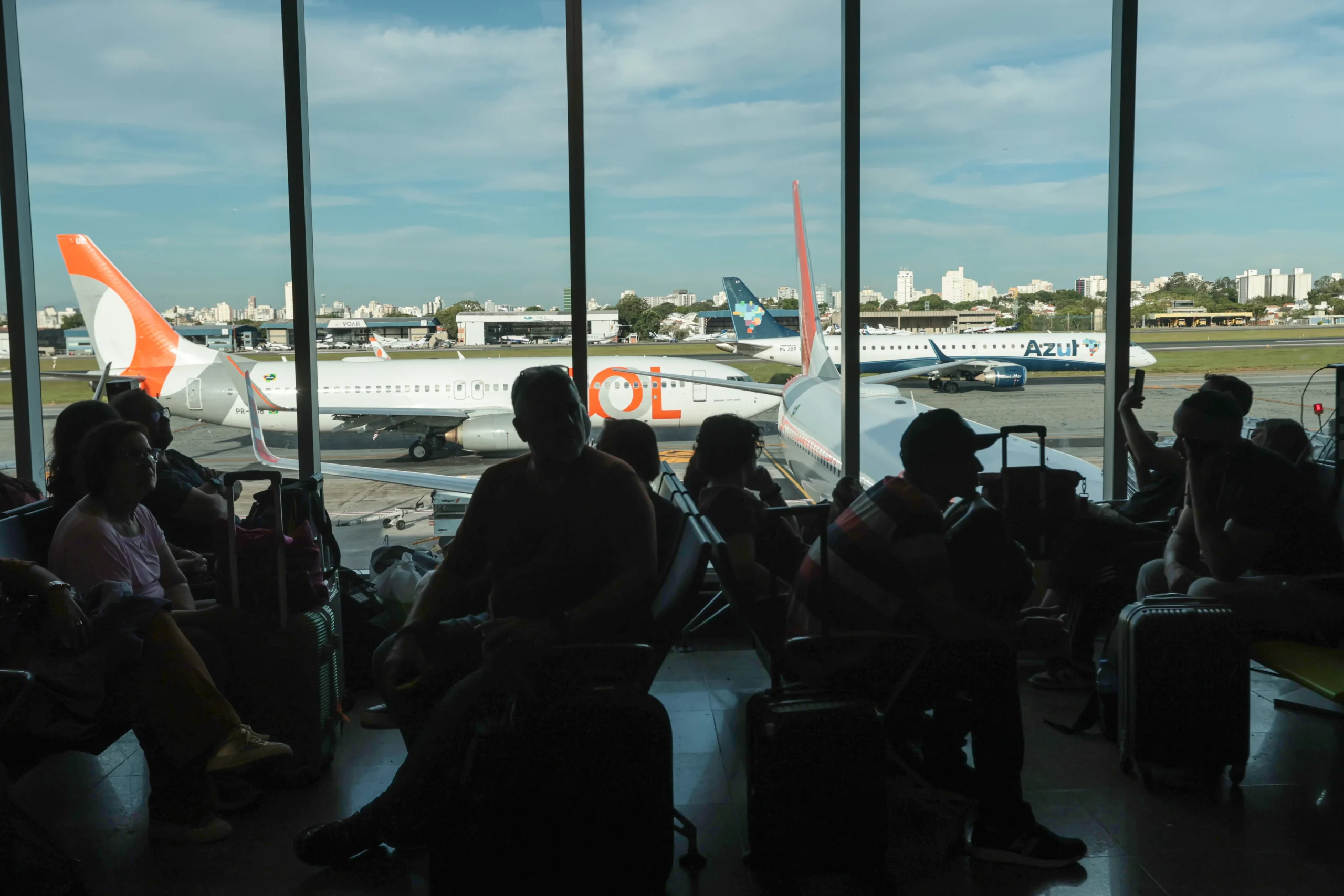 Incidente com pássaro em avião da Latam no Aeroporto de Congonhas