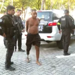Policiais da DRE e CORE em operação na Pedreira com fuzil e suspeito