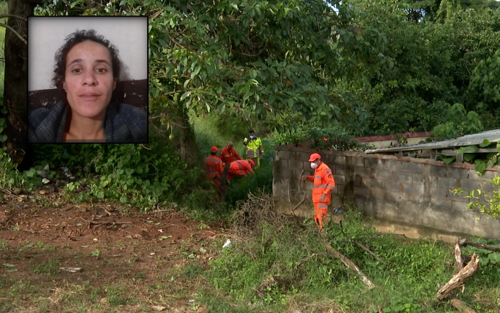 Cena de investigação policial em plantação de bananas no caso de feminicídio em Varginha