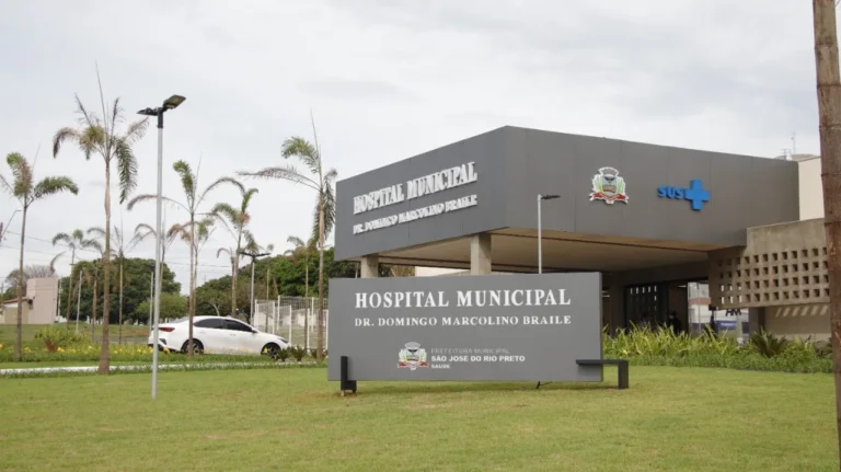 Hospital Municipal Dr. Domingos Braile, São José do Rio Preto, noite, investigação policial