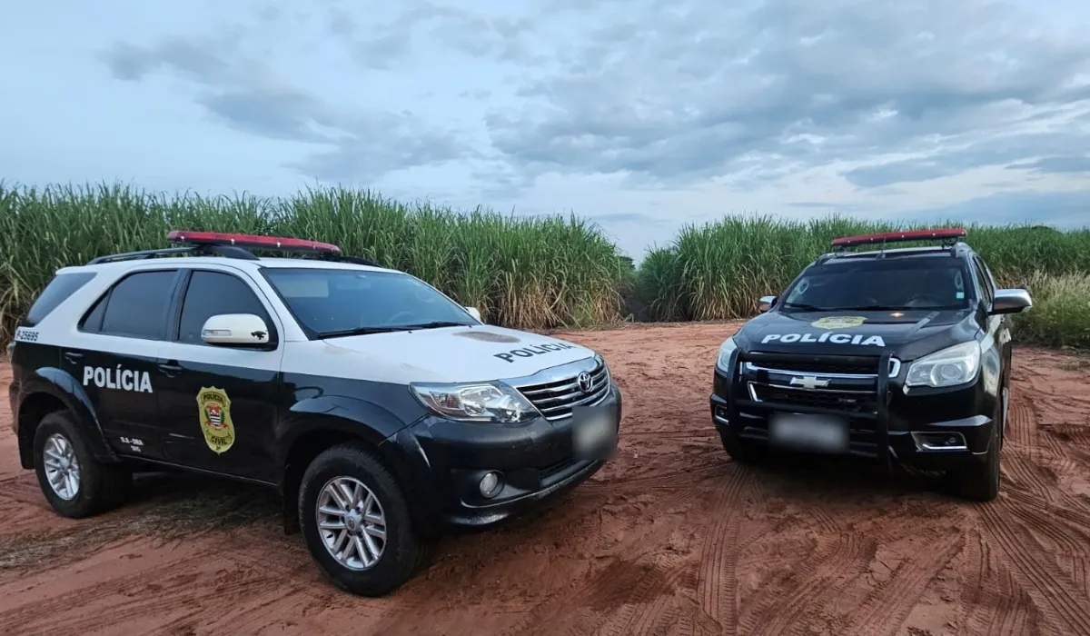 Carro furtado em canavial e motos recuperadas pela polícia de Dracena