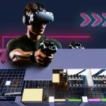 Pessoas trabalhando em desenvolvimento de games em computadores no Hub Sampa Games, São Paulo