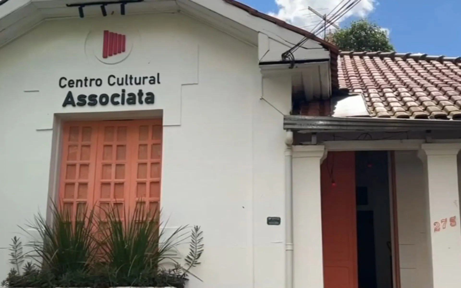 Prédio do Centro Cultural Associata em Araçatuba, notificação prefeitura