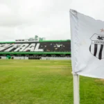Lacerdão Caruaru, Estádio Central Patativa, campo de futebol vazio