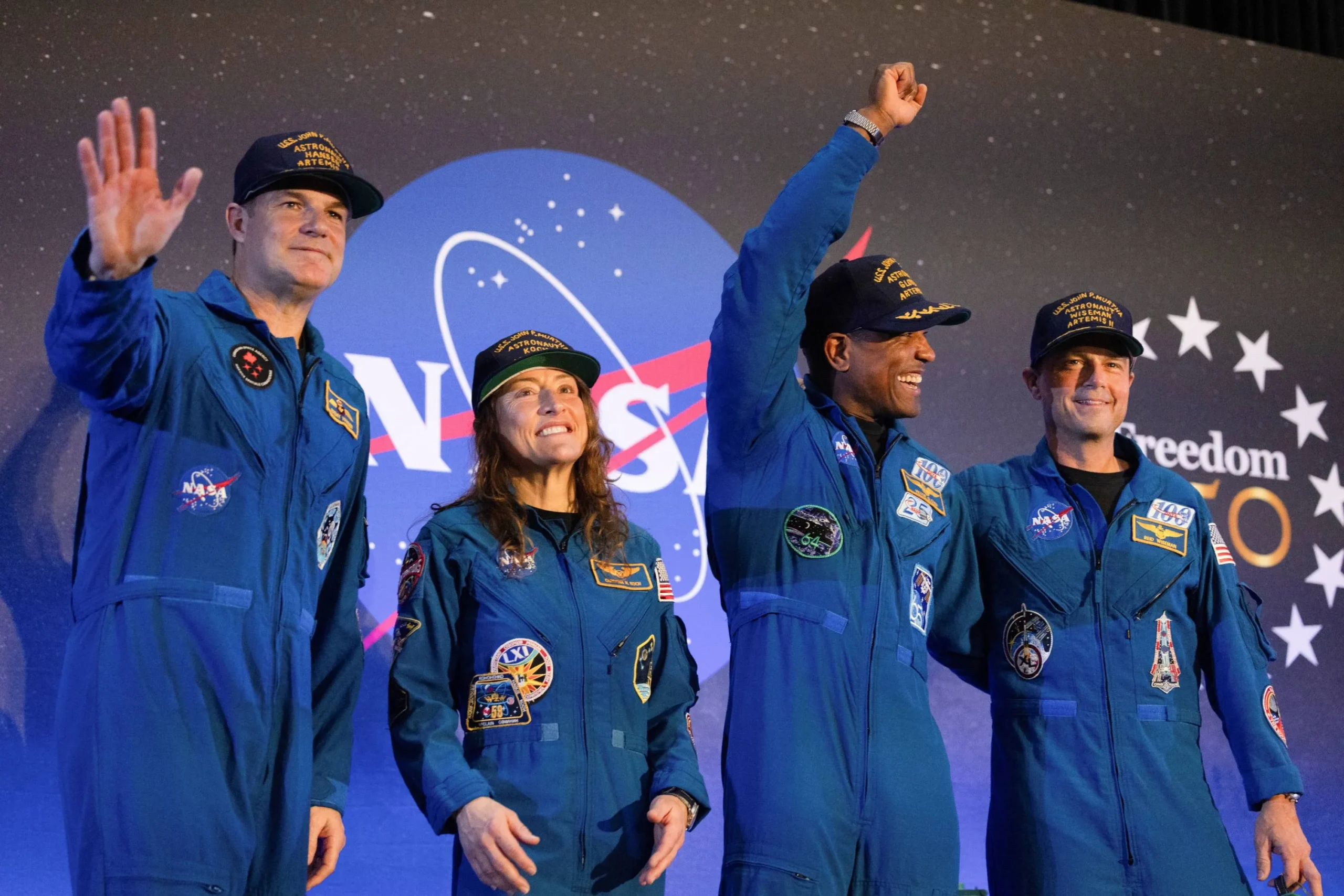 Cápsula espacial Orion em voo, missão Artemis, custo exploração espacial