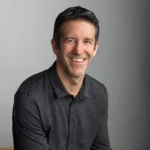 John Ternus, futuro CEO da Apple, em foto profissional