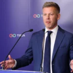 Péter Magyar, líder político húngaro, desafiando Viktor Orbán