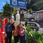 Pessoas com deficiência e crianças em Petrópolis se beneficiam de recursos para instituições sociais